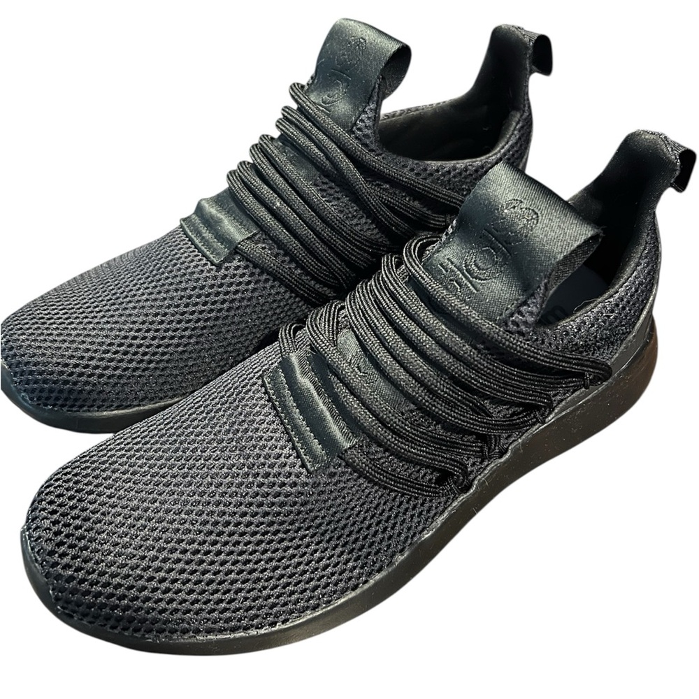Adidas Cloudfoam Men’s size 8